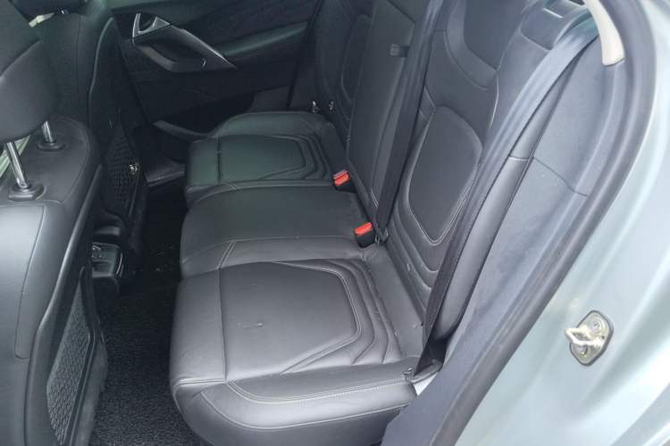 Used DS 5 2013 1.6T Luxury Edition THP160 Left Rear Seat