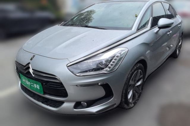Used DS 5 2013 1.6T Luxury Edition THP160