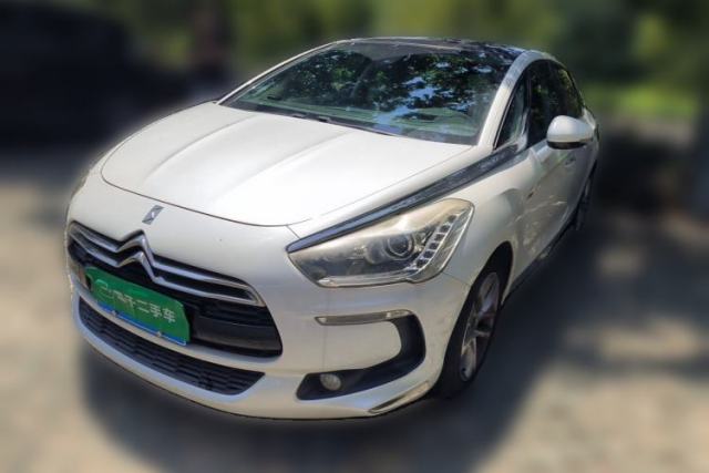 DS 5 2013 1.6T Luxury Edition THP200 с пробегом