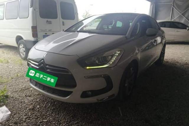 Used DS 5 2013 1.6T Luxury Edition THP160
