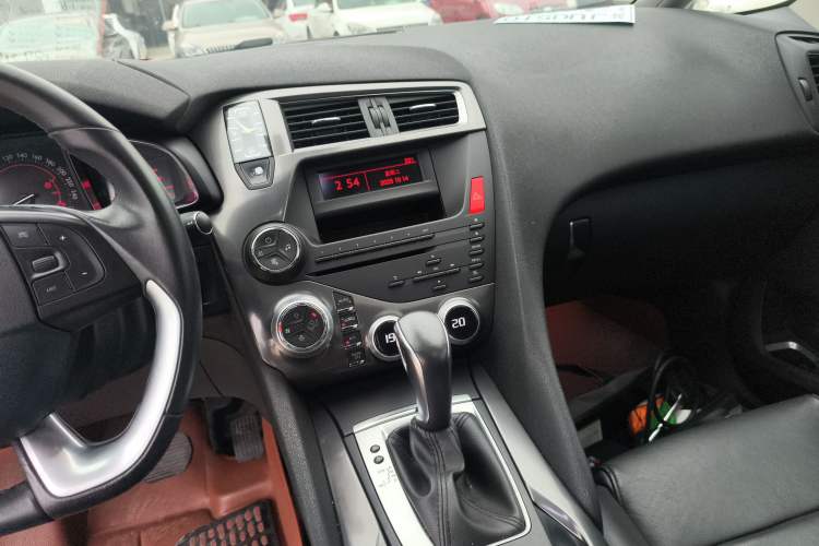 Used DS 5 2013 1.6T Elegant Edition THP160 Audio And AC Panel