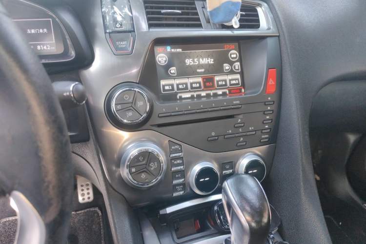 Used DS 5 2013 1.6T Luxury Edition THP200 Audio And AC Panel