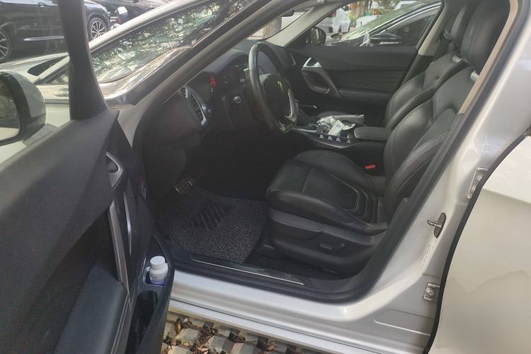 Used DS 5 2013 1.6T Elegant Edition THP200 Driver Seat