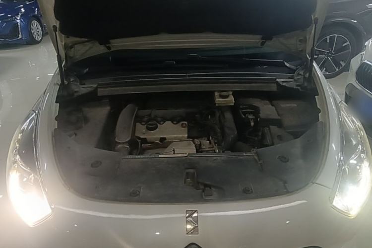 Used DS 5 2013 1.6T Elegant Edition THP200 Engine Bay