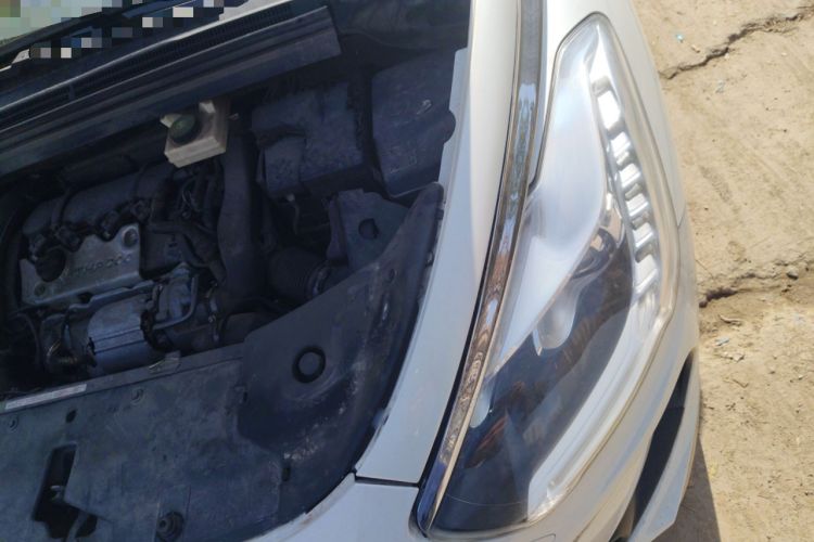 Used DS 5 2013 1.6T Prestige Edition THP200 Engine Bay Left