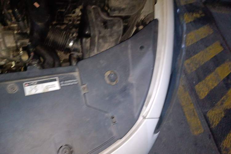 Used DS 5 2013 1.6T Elegant Edition THP160 Engine Bay Left