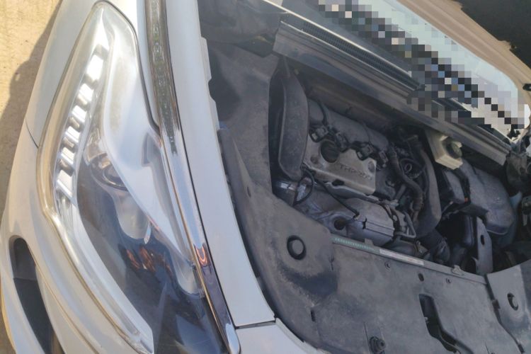 Used DS 5 2013 1.6T Prestige Edition THP200 Engine Bay Right