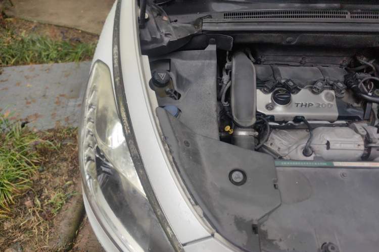 Used DS 5 2013 1.6T Elegant Edition THP200 Engine Bay Right