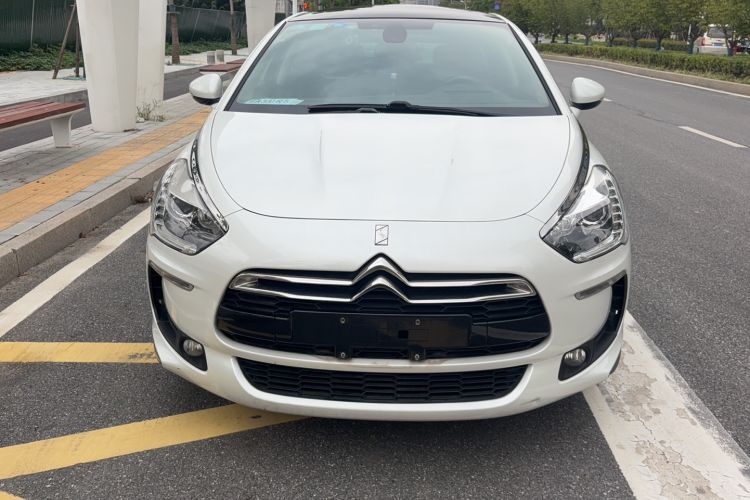 Used DS 5 2013 1.6T Elegant Edition THP160 Exterior 1