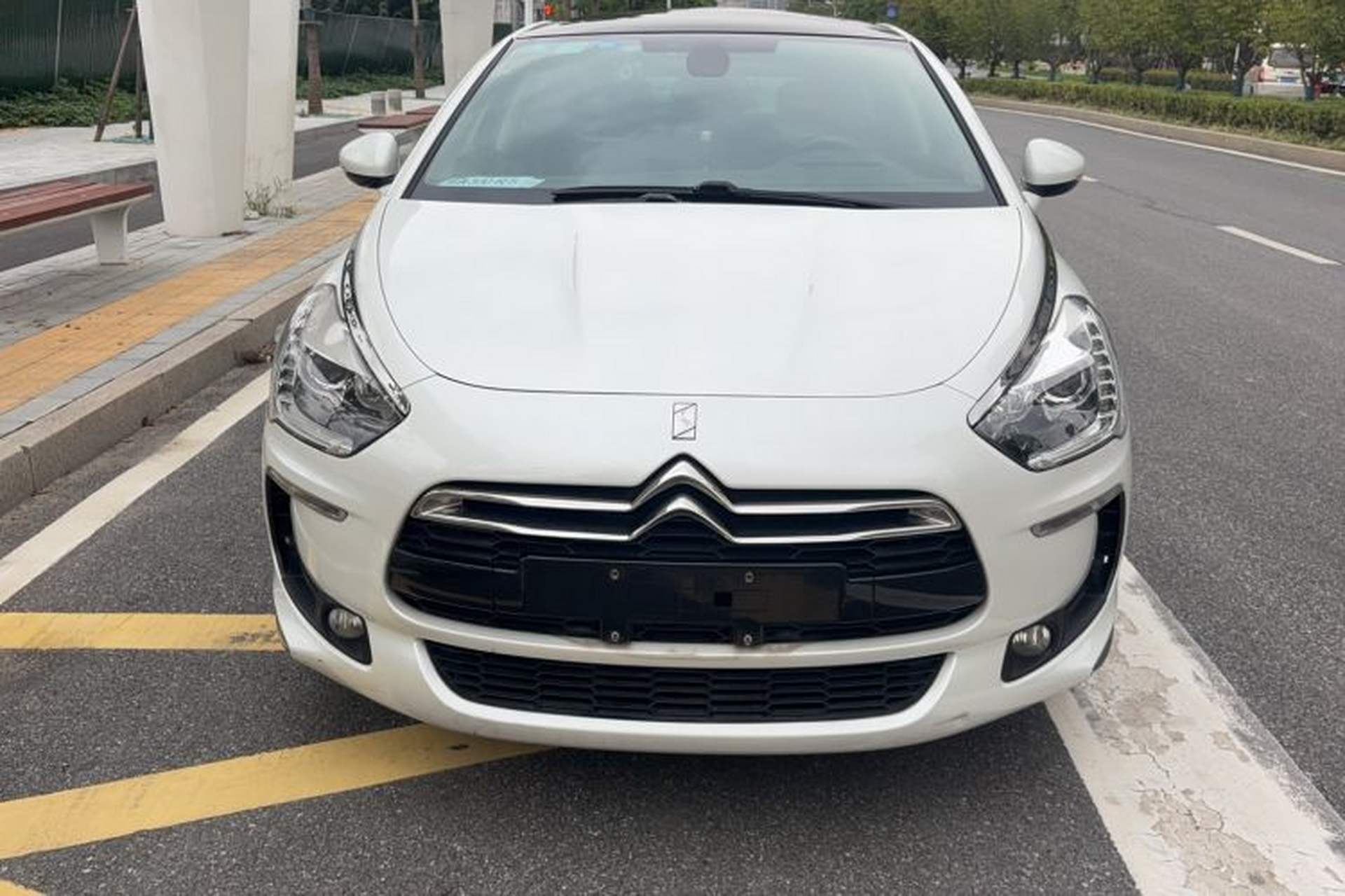Used DS 5 2013 1.6T Elegant Edition THP160 Exterior 1