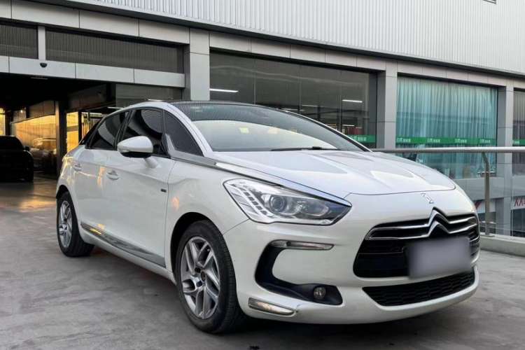 Used DS 5 2013 1.6T Elegant Edition THP160 Exterior 1