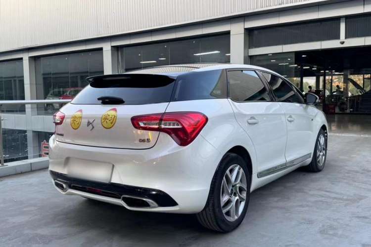 Used DS 5 2013 1.6T Elegant Edition THP160 Exterior 2