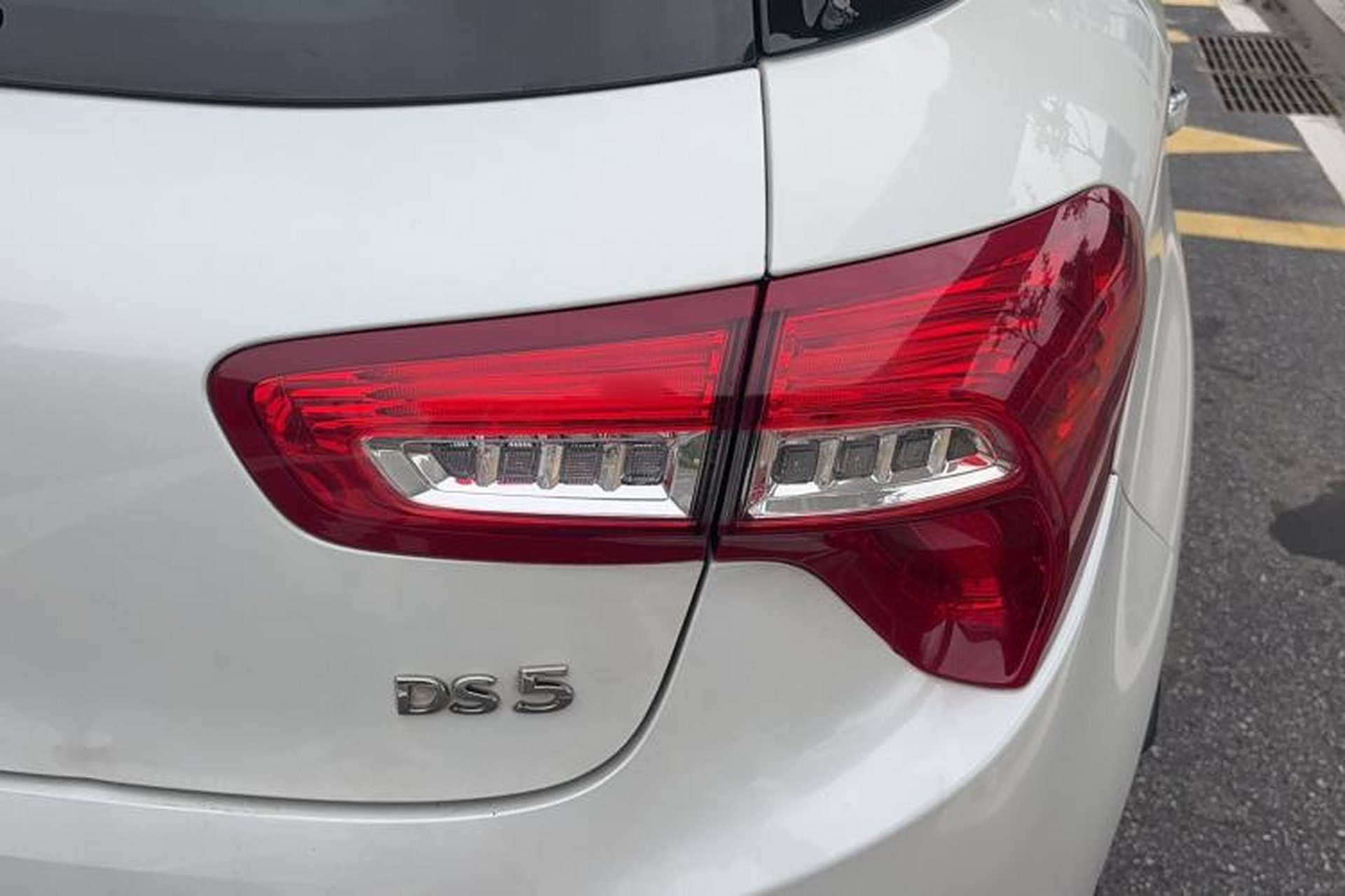 Used DS 5 2013 1.6T Elegant Edition THP160 Exterior 6