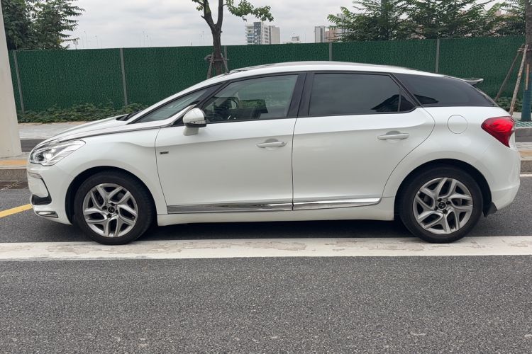Used DS 5 2013 1.6T Elegant Edition THP160 Exterior 9