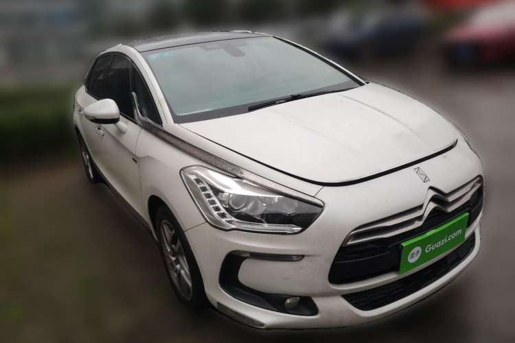 Used DS 5 2013 1.6T Elegant Edition THP160 Front Right 45 Deg