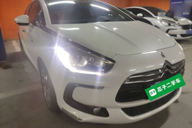 Used DS 5 2013 1.6T Prestige Edition THP200 Front Right 45 Deg