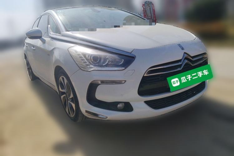 Used DS 5 2013 1.6T Prestige Edition THP200 Front Right 45 Deg