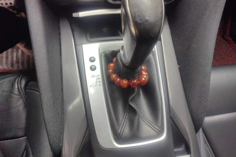 Used DS 5 2013 1.6T Elegant Edition THP200 Gear Lever