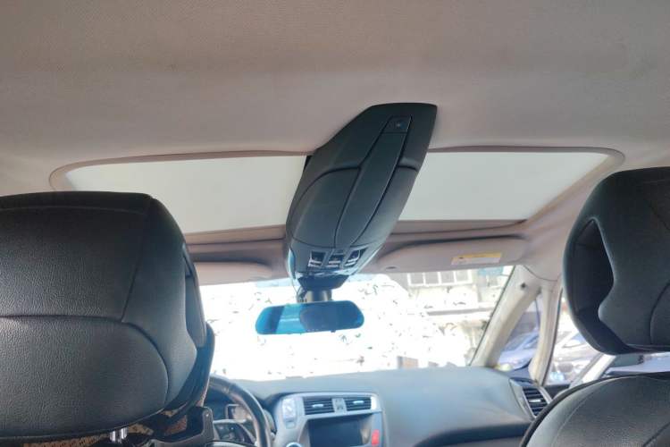 Used DS 5 2013 1.6T Luxury Edition THP200 Headliner