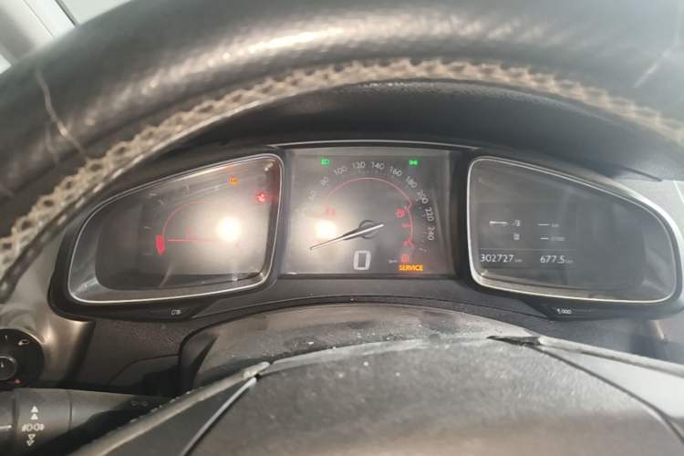 Used DS 5 2013 1.6T Luxury Edition THP160 Instrument Cluster