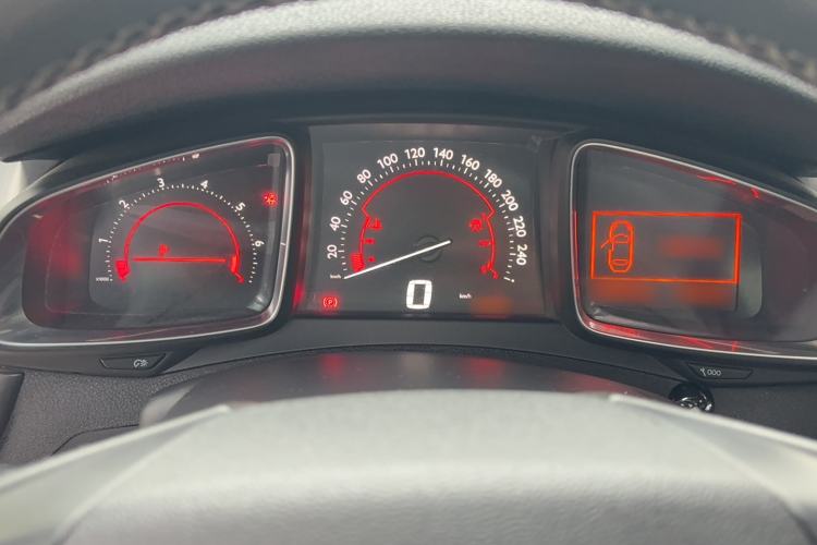 Used DS 5 2013 1.6T Elegant Edition THP160 Instrument Cluster