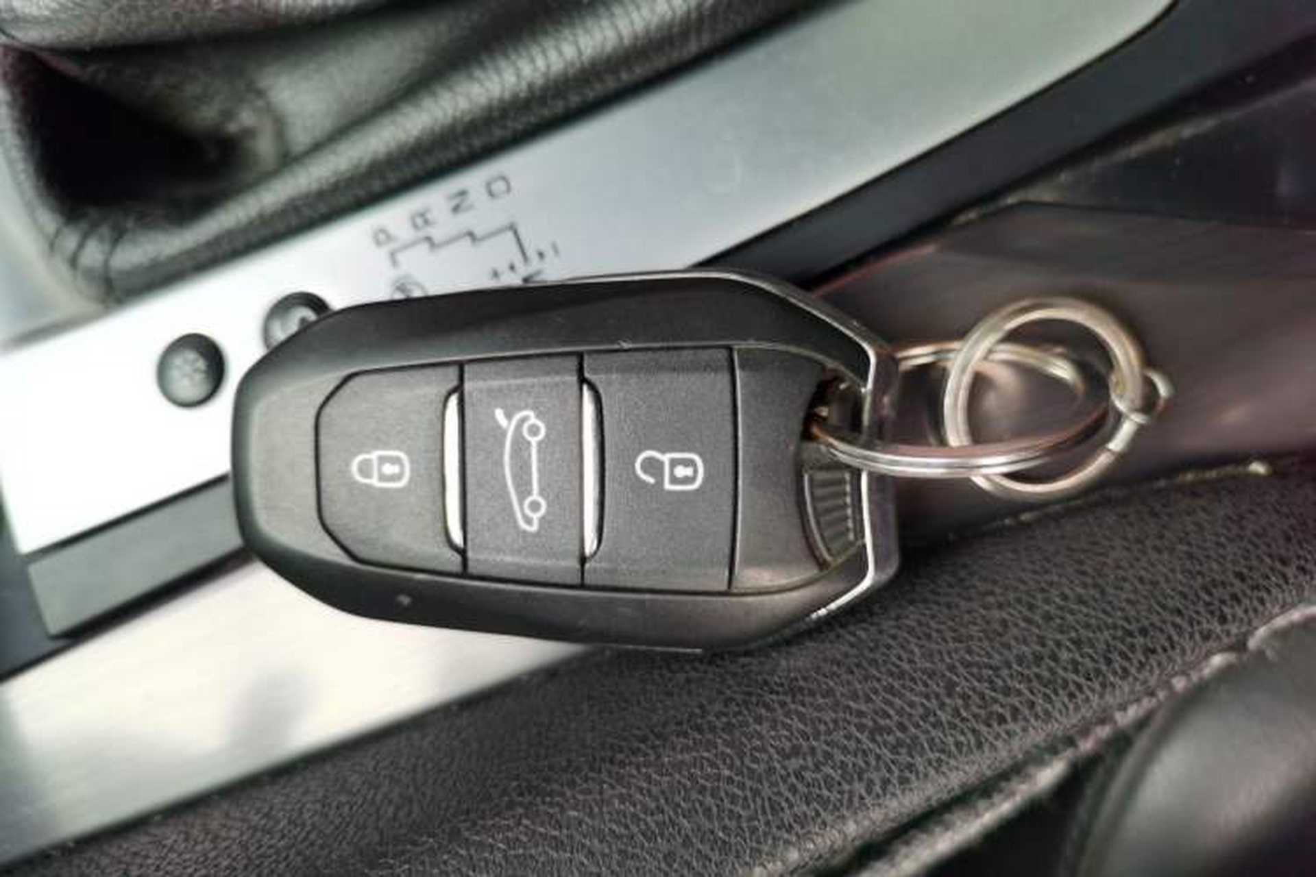 Used DS 5 2013 1.6T Elegant Edition THP160 Interior 1