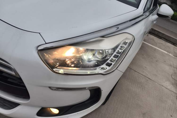 Used DS 5 2013 1.6T Elegant Edition THP160 Left Front Headlight