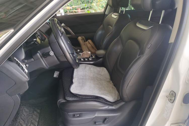Used DS 5 2013 1.6T Luxury Edition THP160 Left Front Seat