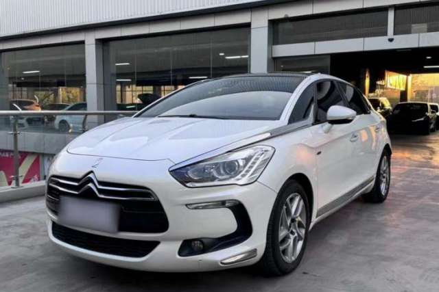 Used DS 5 2013 1.6T Elegant Edition THP160