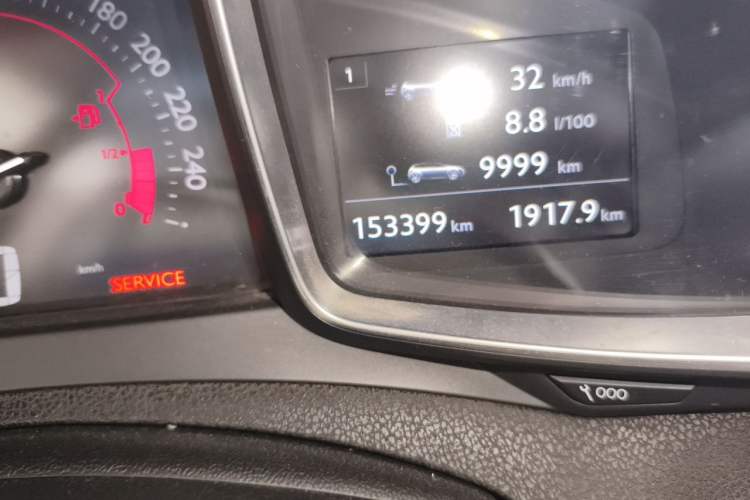 Used DS 5 2013 1.6T Prestige Edition THP200 Odometer Close Up
