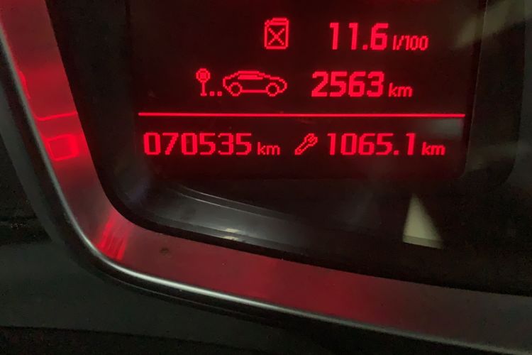 Used DS 5 2013 1.6T Elegant Edition THP160 Odometer Close Up
