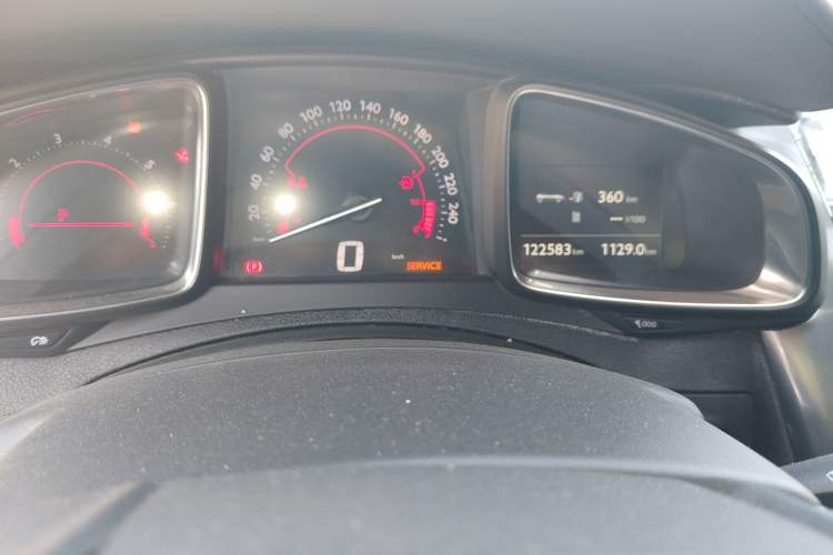 Used DS 5 2013 1.6T Prestige Edition THP200 Odometer Close Up