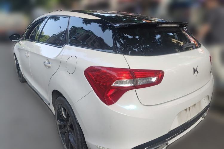 Used DS 5 2013 1.6T Luxury Edition THP200 Rear Left 45 Deg