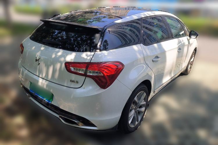 Used DS 5 2013 1.6T Luxury Edition THP200 Rear Right 45 Deg