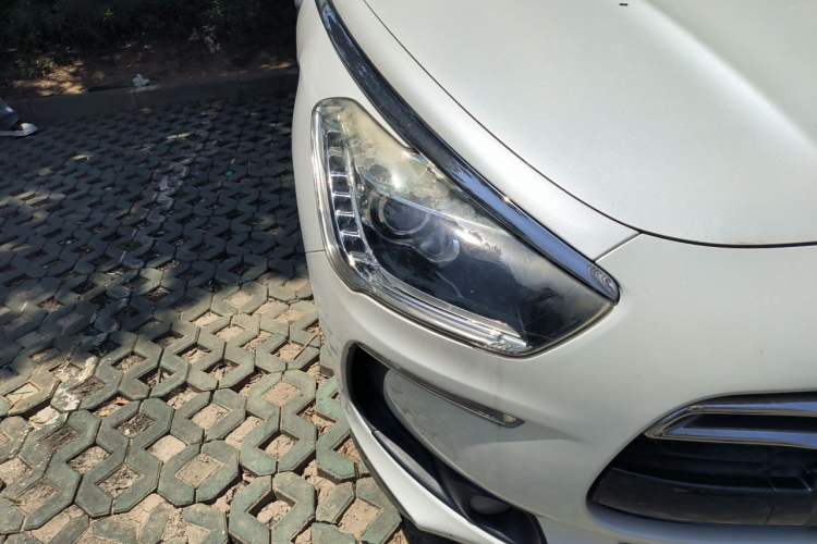Used DS 5 2013 1.6T Luxury Edition THP200 Right Front Headlight