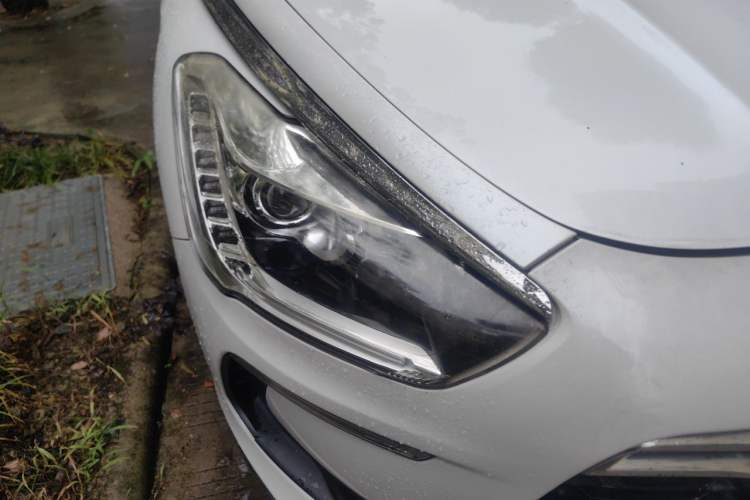 Used DS 5 2013 1.6T Elegant Edition THP200 Right Front Headlight