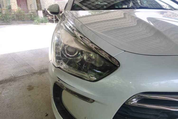 Used DS 5 2013 1.6T Luxury Edition THP160 Right Front Headlight