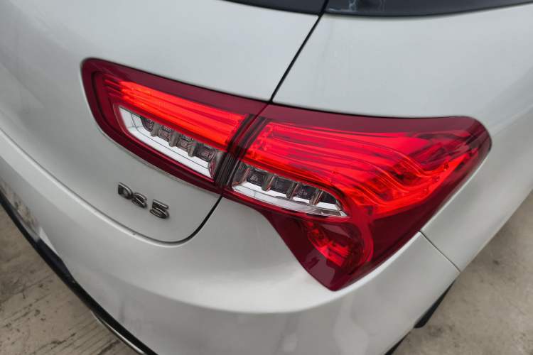 Used DS 5 2013 1.6T Elegant Edition THP160 Right Rear Taillight