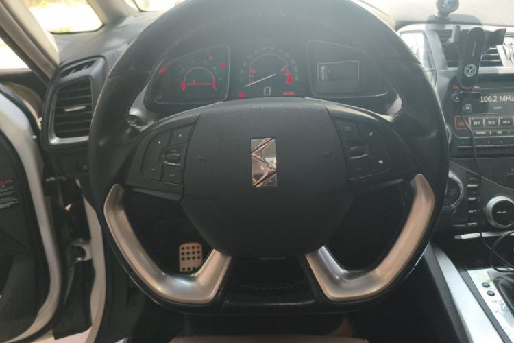 Used DS 5 2013 1.6T Prestige Edition THP200 Steering Wheel