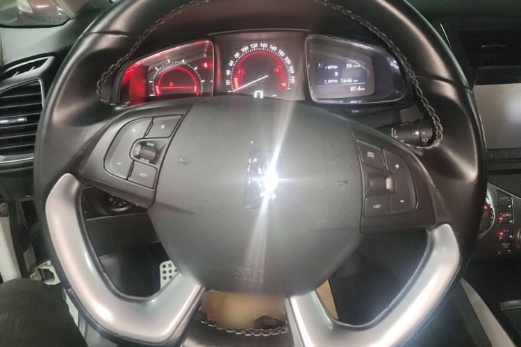 Used DS 5 2013 1.6T Prestige Edition THP200 Steering Wheel