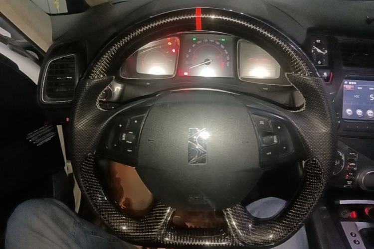 Used DS 5 2013 1.6T Elegant Edition THP200 Steering Wheel