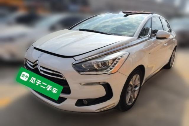 Used DS 5 2013 1.6T Luxury Edition THP160