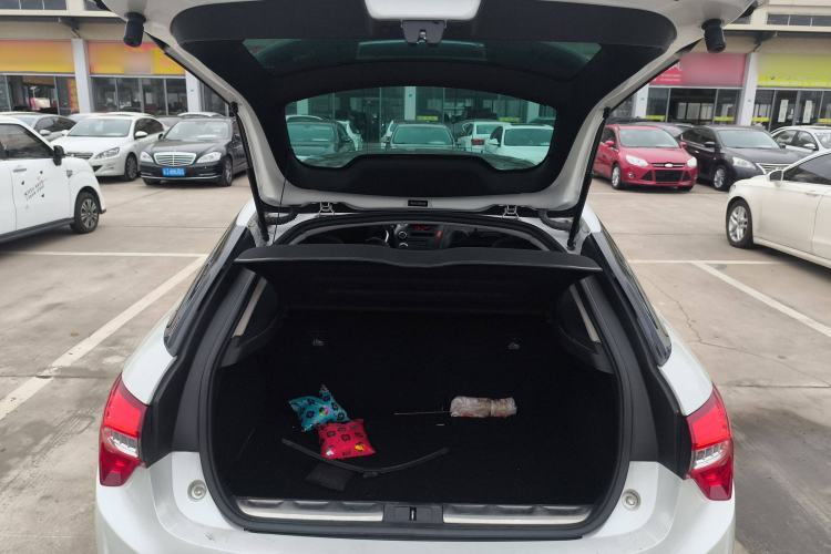 Used DS 5 2013 1.6T Elegant Edition THP160 Trunk