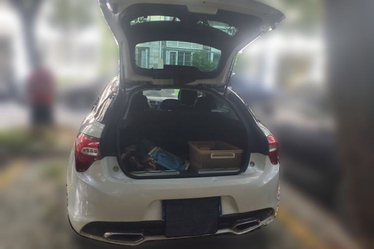 Used DS 5 2013 1.6T Elegant Edition THP200 Trunk