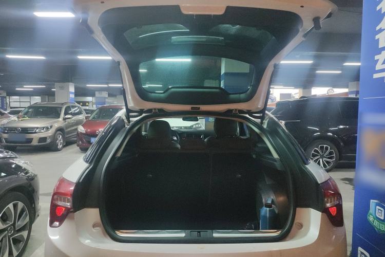 Used DS 5 2013 1.6T Prestige Edition THP200 Trunk