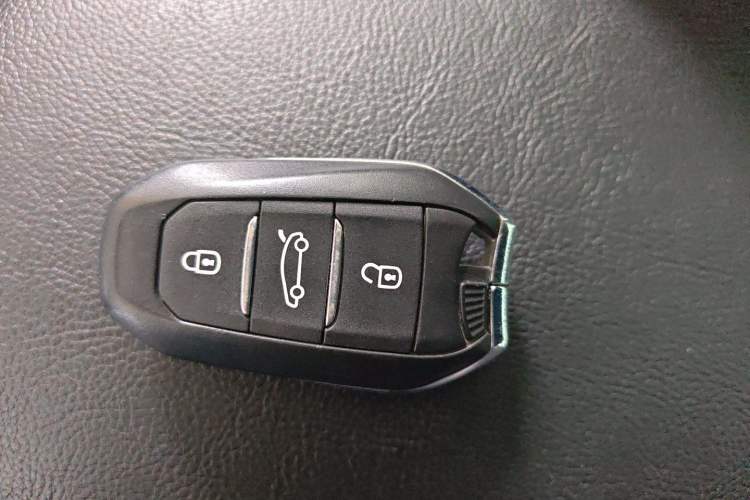 Used DS 5 2013 1.6T Luxury Edition THP200 Vehicle Key