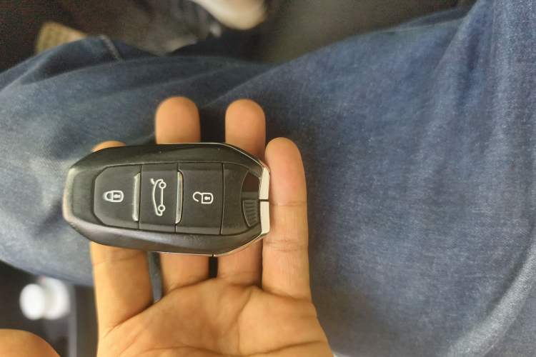 Used DS 5 2013 1.6T Elegant Edition THP200 Vehicle Key