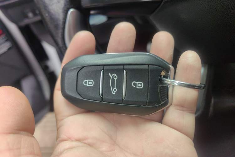 Used DS 5 2013 1.6T Elegant Edition THP200 Vehicle Key