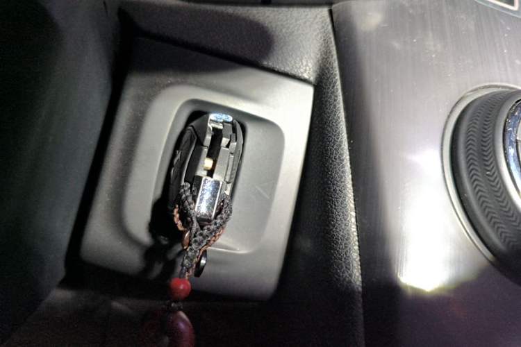 Used DS 5 2013 1.6T Luxury Edition THP160 Vehicle Key