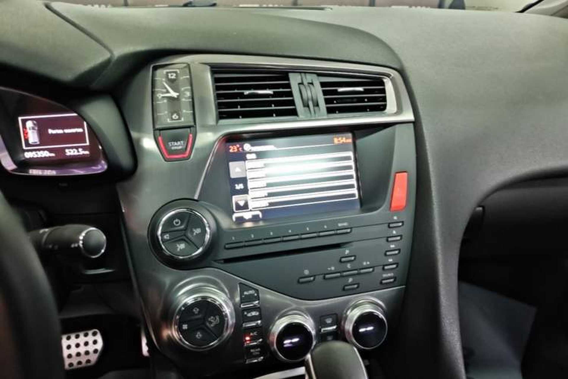 Used DS 5 2014 1.6T Luxury Edition THP200 Audio And AC Panel